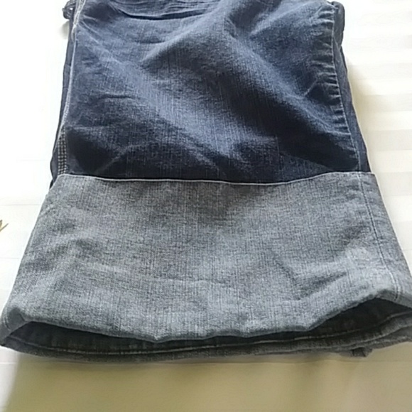 Jean - Picture 5 of 8